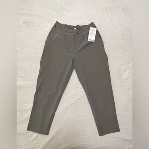 Lululemon Essential HR Trouser